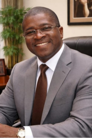 ADAMA N. DIARRA, DIRECTEUR GENERAL DU CABINET SÉSAME SARL